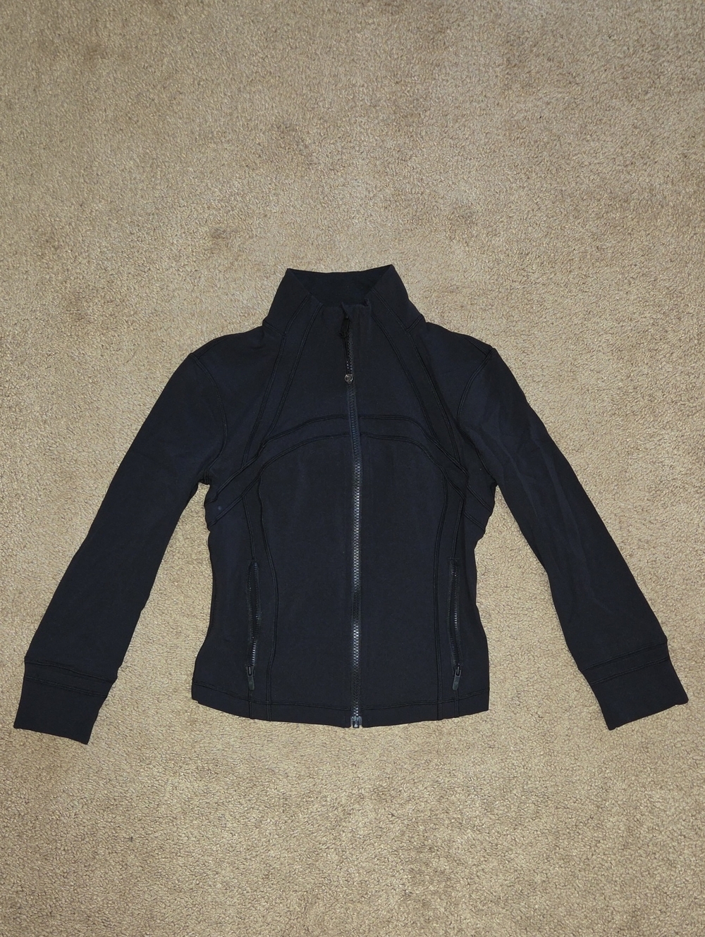 Lululemon Define Cropped Jacket - Picture 3 of 10